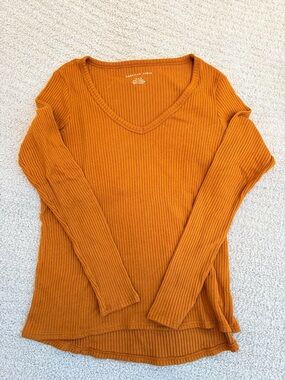 AE Brushed Ribbed V-Neck Top - Orange - Size Medium